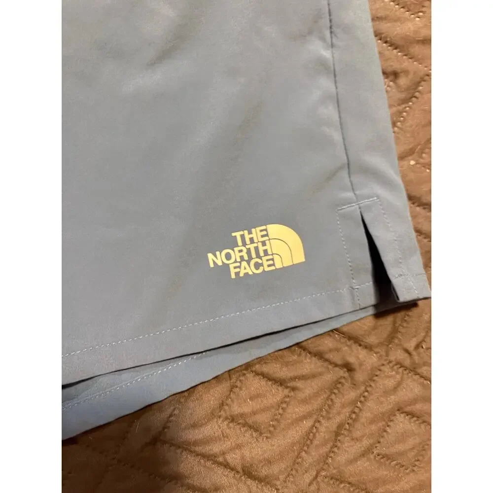 The North Face Men’s Large Blue Athletic Hiking Running Shorts Drawstring 6”